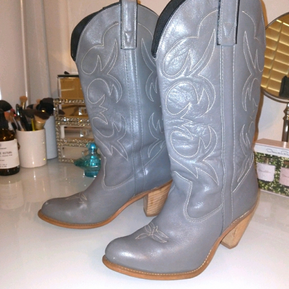 Capezio Shoes- Women's VTG western boots